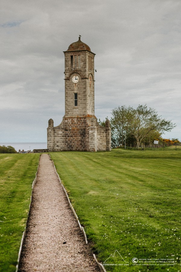 152/365 - Helmsdale War Memorial