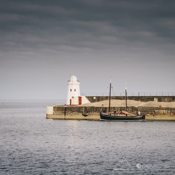 200/365 - Isabella Fortuna passing the South Pier