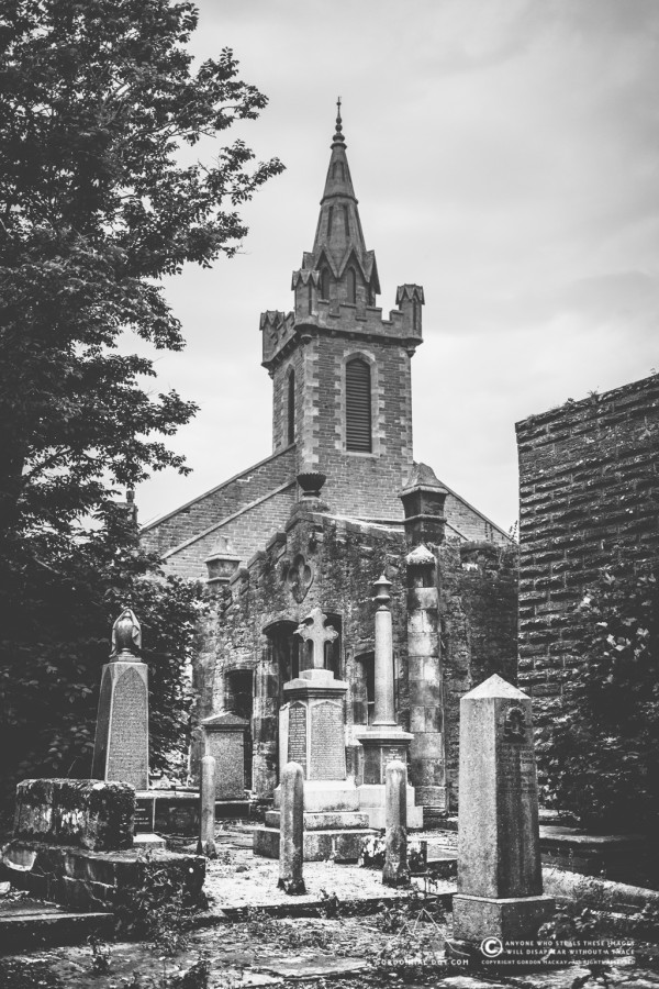 204/365 - Old Parish Church Cemetery